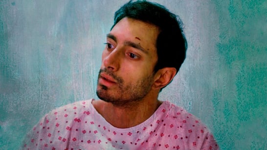 "Mogul Mowgli": La rima furiosa y la sangre envenenada de Riz Ahmed