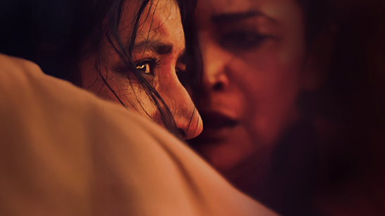 “En llamas”, la candidata al Óscar por Pakistán, llega a Filmin con un terror social que sacude al país
