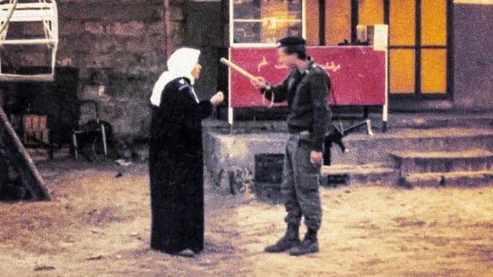 Los primeros 54 años. Manual breve para una ocupación militar