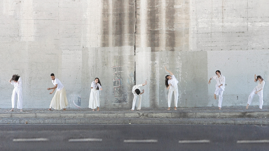 Seasons. Ensayando un movimiento