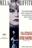 Una extraña entre nosotros