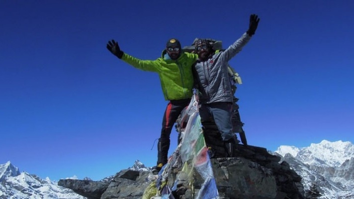 Los hombres que querían subir una montaña de más de 8.000 metros