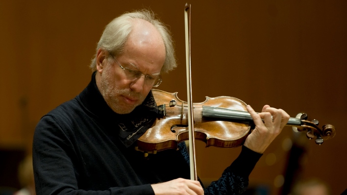Kremer interpreta a Bach